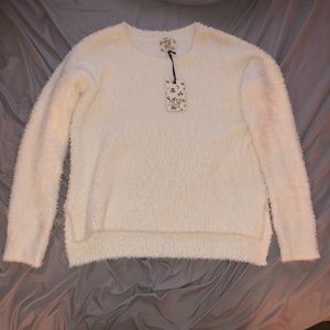 Women’s sweater